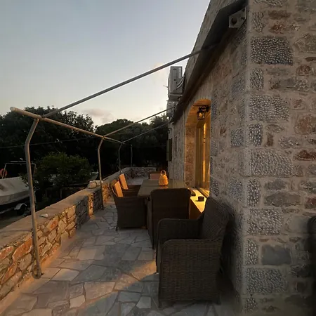 Anemoessa Stone House Tatil Evi