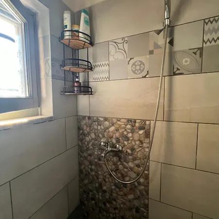 Tatil Evi Anemoessa Stone House