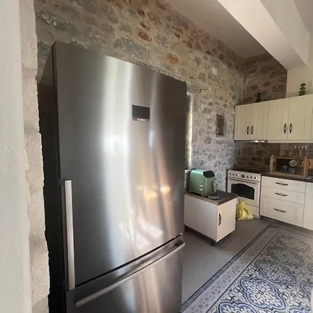 Casa vacanze Anemoessa Stone House