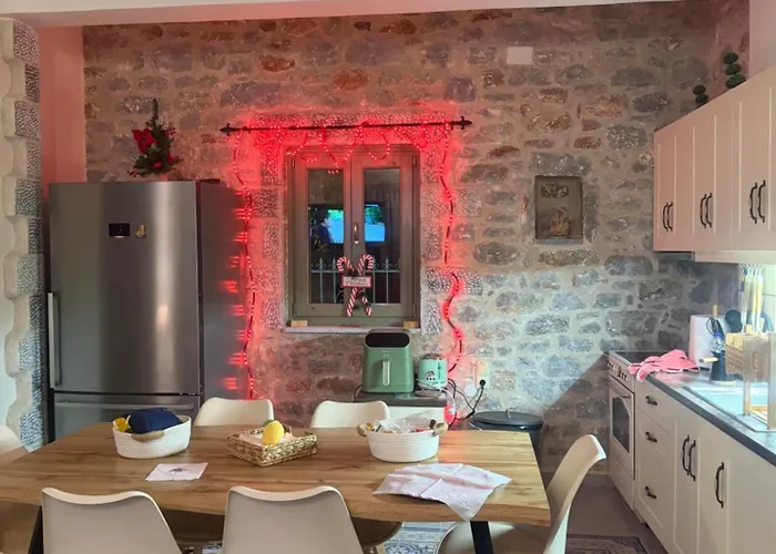 Anemoessa Stone House Prázdninový dům *