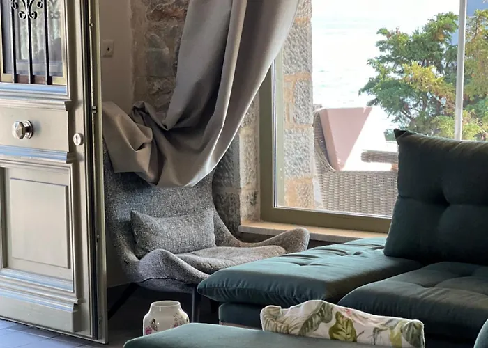 Nyaraló Anemoessa Stone House