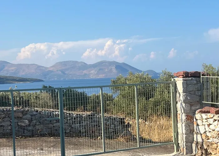 Nyaraló Anemoessa Stone House